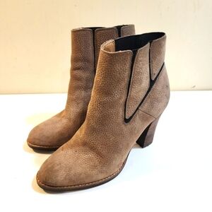 Lucky BRAND tan leather upper boots size 7.5
